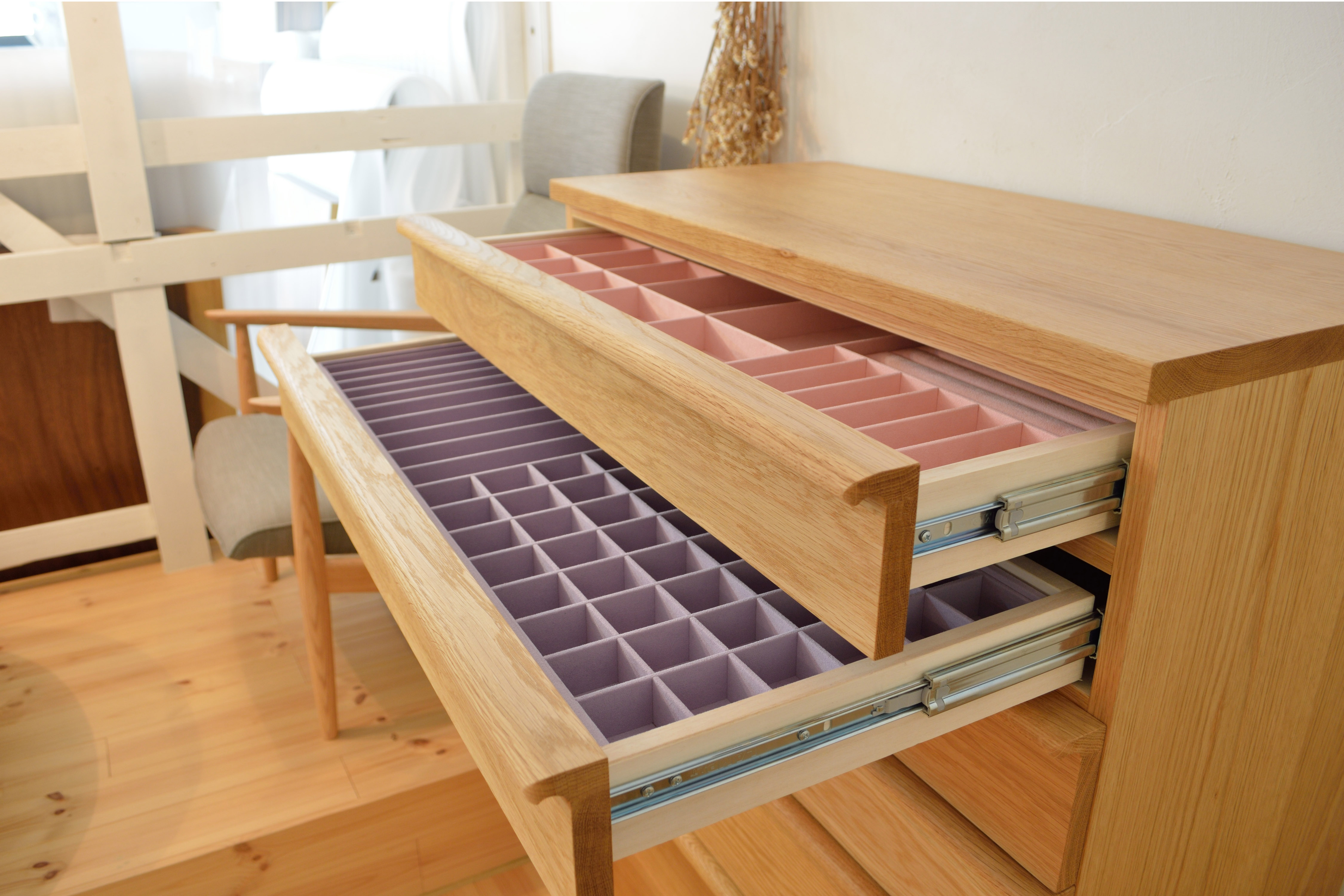 ジュエリーケースになるチェスト（キャビネット）｜兵庫県明石市