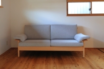 オーク無垢材ウッドフレームソファ