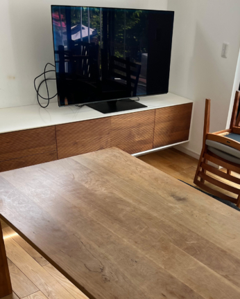 リメイク前のタイムアンドスタイルのテレビボード